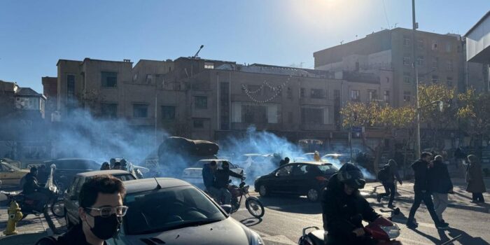 Berita Apa yang Terjadi di Iran hingga Demo Berdarah Pecah?