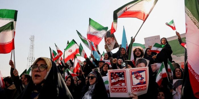 Berita Korban Tewas Demo Iran Tembus 2.403 Orang