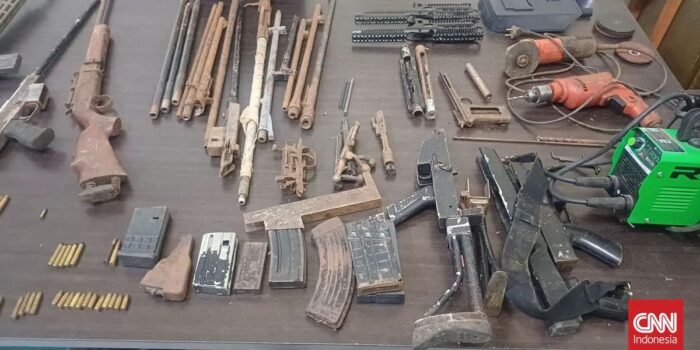 Berita Polisi Bongkar Pabrik Rumahan Senjata Api Ilegal di Cipacing Sumedang