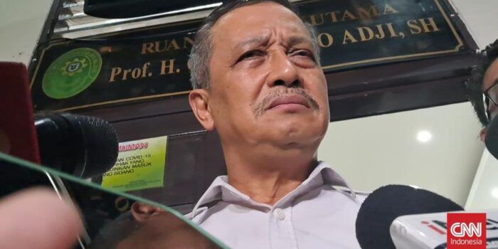 Berita Eks Wakapolri Jadi Saksi Penggugat dalam Sidang Ijazah Jokowi di Solo