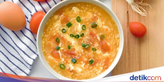 Pahami- Resep Sup Telur Tomat yang Asam Gurih Cocok Buat Sarapan