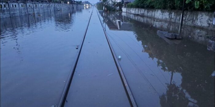 Berita Banjir Rendam Jalur KA di Pekalongan, 7 Perjalanan Terhambat