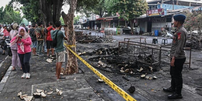 Berita Dua Pelaku Pembakaran Kios Kalibata Buntut Bentrok Matel Ditangkap