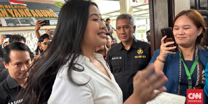 Berita Laras Faizati Bebas Bersyarat di Kasus Penghasutan Bakar Mabes Polri