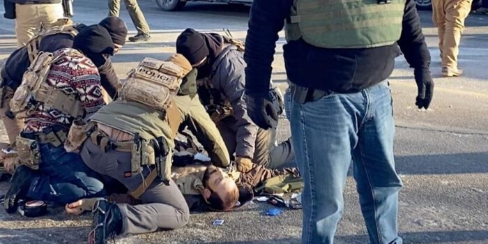 Berita Momen Alex Pretti Ditembak Mati Agen Imigrasi-Bea Cukai AS