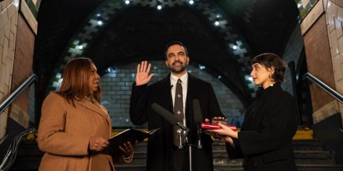 Berita Kata-kata Pertama Zohran Mamdani Usai Resmi Jadi Wali Kota NYC