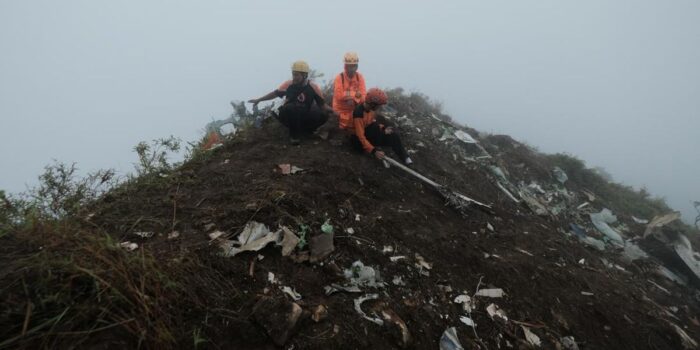 Berita Medan Terjal, SAR Belum Bisa Turunkan Jenazah Dua Korban Pesawat ATR