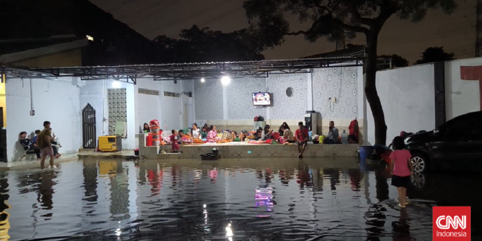 Berita Titik Banjir Parah di Tangerang-Tangsel, Tinggi Air hingga 2,5 Meter Berita Titik Banjir Parah di Tangerang-Tangsel, Tinggi Air hingga 2,5 Meter