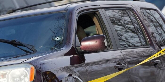 Berita Saksi Ungkap Agen ICE Halangi Dokter Selamatkan Renee yang Ditembak Berita Saksi Ungkap Agen ICE Halangi Dokter Selamatkan Renee yang Ditembak