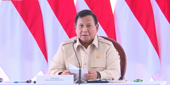 Berita PrabowoRespons Komentar Miring soal Menteri Datang ke Lokasi Bencana