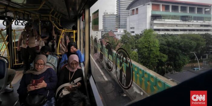 Berita 2 Pria Masturbasi di Bus TJ Jadi Tersangka, Terancam Penjara 1 Tahun