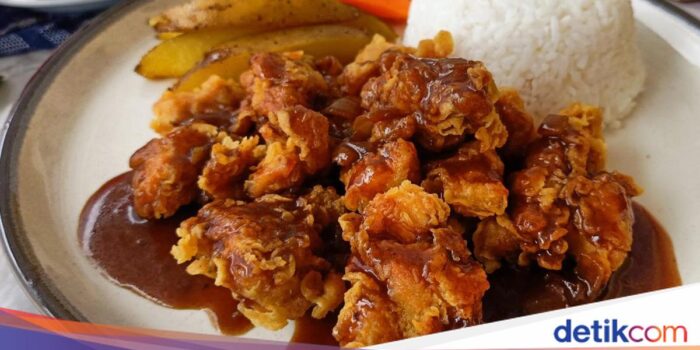 Pahami- Resep Steak Ayam Tepung Renyah Saus Lada Hitam yang Nikmat