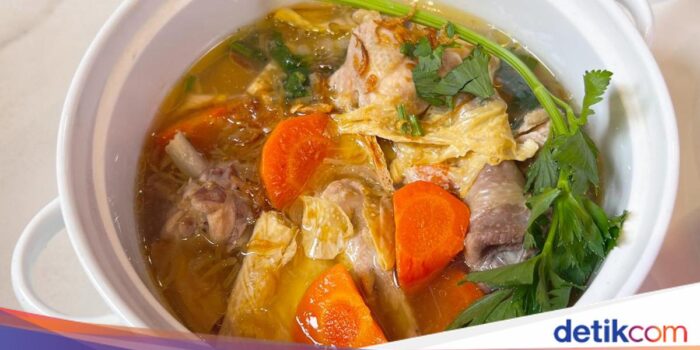 Pahami- Resep Sup Ayam Kembang Tahu yang Bisa Hangatkan Tubuh Saat Hujan