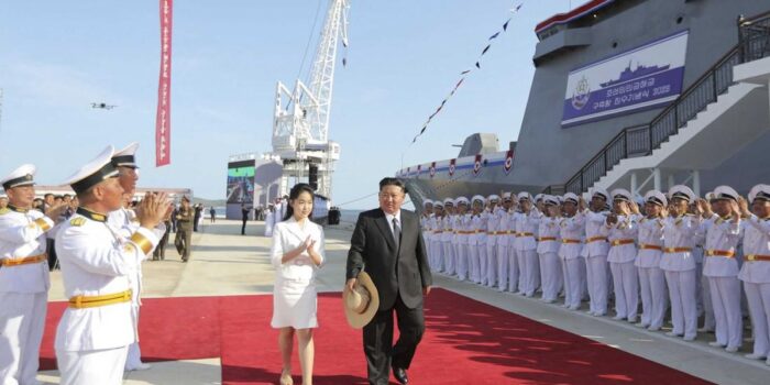 Berita Profil Kim Ju Ae, Putri Kim Jong Un yang Diyakini Bakal Jadi Penerus