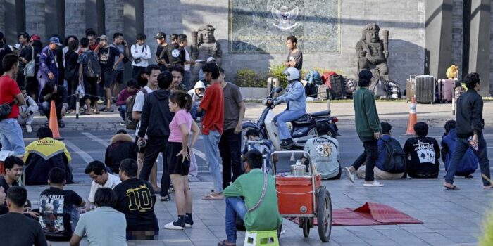 Berita Terjerat Penipuan Online, WNI di Kamboja Serbu KBRI Phnom Penh