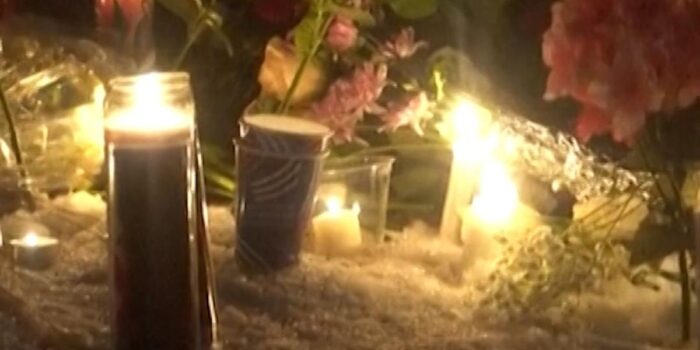 Berita Warga Minneapolis AS Berduka untuk Korban Penembakan ICE