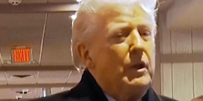 Berita Seharusnya Ia Tak Bawa Senjata