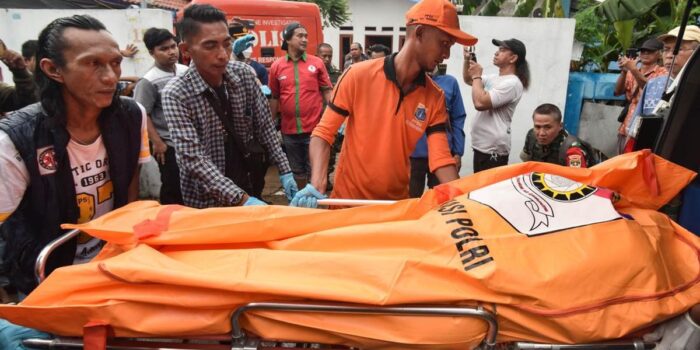 Berita Deret Temuan Terbaru Satu Keluarga Tewas di Warakas Jakut Berita Deret Temuan Terbaru Satu Keluarga Tewas di Warakas Jakut