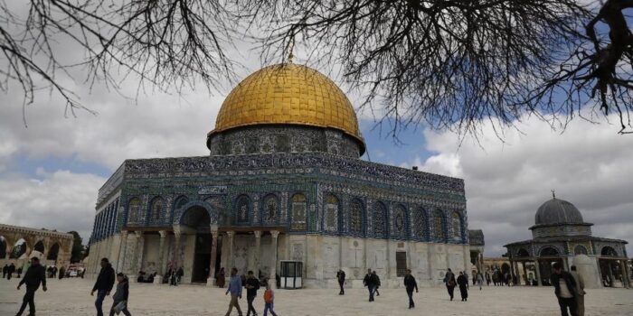 Berita Jelang Ramadan, Polisi Israel Tangkap Imam Al-Aqsa Syekh al-Abbasi