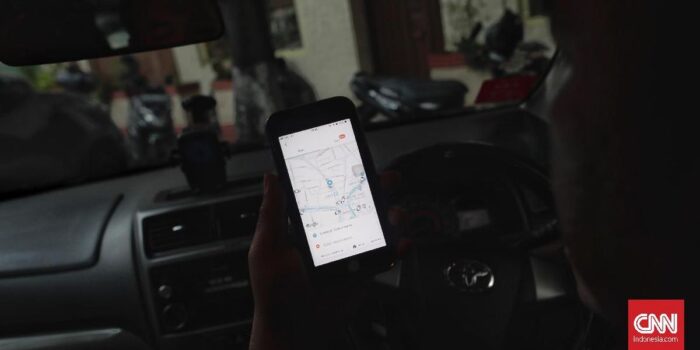 Berita Polisi Selidiki Video Viral Sejoli Mesum di Taksi Online