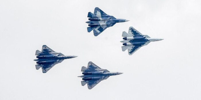 Berita Militer Rusia Bakal Terima Jet Tempur Siluman Su-57 Seri Terbaru