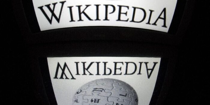 Berita Komdigi Buka Suara Sebab Wikipedia Indonesia Tak Bisa Diakses