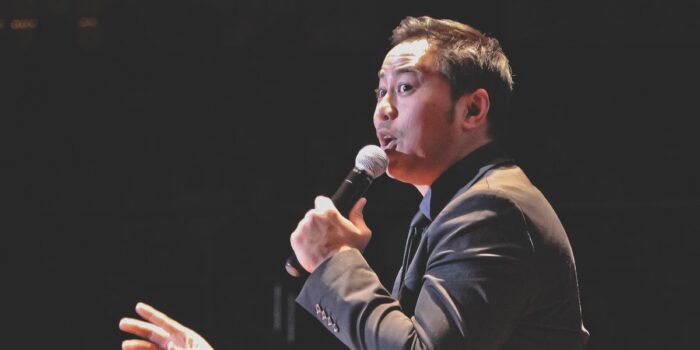 Berita Pandji Pragiwaksono Diperiksa Bareskrim Terkait Candaan soal Toraja