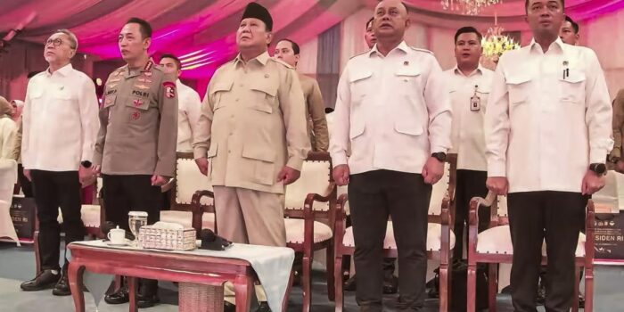 Berita Prabowo Lihat Proses Masak MBG di SPPG Palmerah Milik Polri