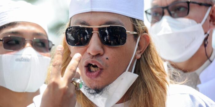 Berita Kasus Penganiayaan Banser, 4 Orang Jadi Tersangka Termasuk Bahar Smith Berita Kasus Penganiayaan Banser, 4 Orang Jadi Tersangka Termasuk Bahar Smith