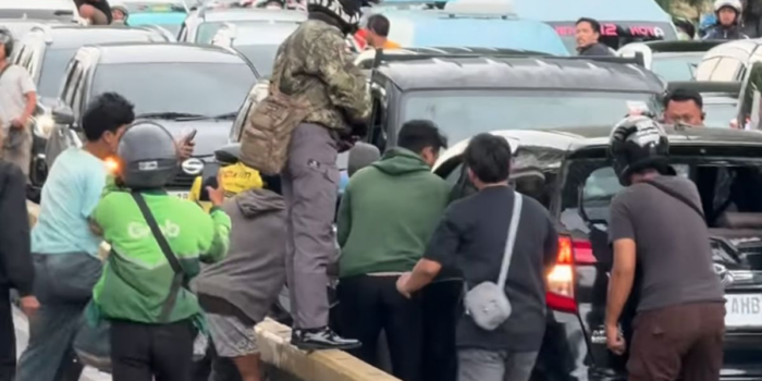 Berita Tak Punya SIM, Mau ke Ancol