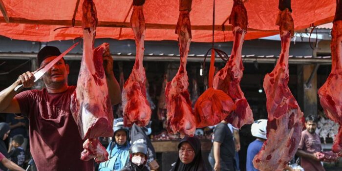 Berita Korban Banjir di Pidie Jaya Dapat Bantuan Meugang dari Prabowo