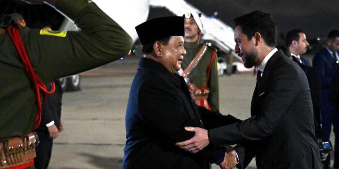 Berita Prabowo Tiba di Amman, Disambut Putra Mahkota Yordania di Bandara Berita Prabowo Tiba di Amman, Disambut Putra Mahkota Yordania di Bandara