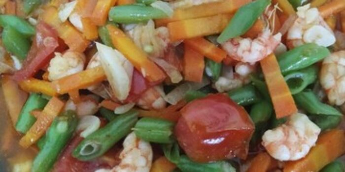 Pahami- Resep Oseng Buncis Wortel Campur Udang yang Praktis Buat Sahur