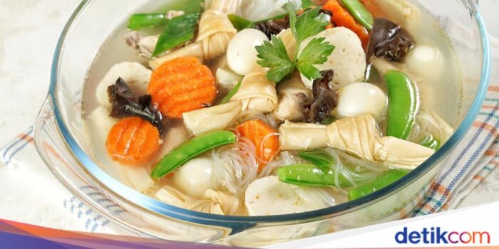 Pahami- Resep Sup Kimlo yang Bergizi dengan Kuah Hangat