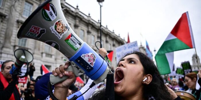 Berita Pengadilan Batalkan Putusan Inggris yang Cap Palestine Action Teroris