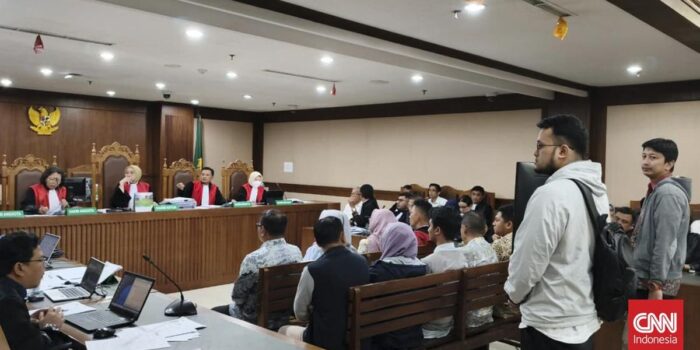 Berita Eks Staf Ida Fauziyah Mengaku Terima Ratusan Juta dan Tiket BLACKPINK