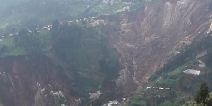 Berita Penampakan Longsor Tambang Coltan di Kongo, 200 Orang Tewas