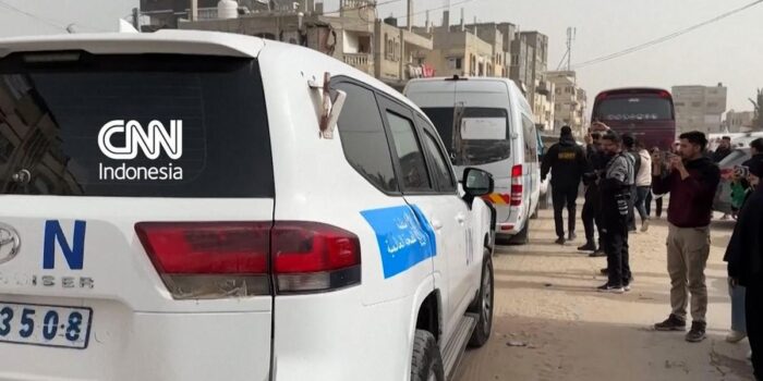 Berita Perbatasan Rafah Dibuka, Warga yang Sakit Dievakuasi Keluar Gaza