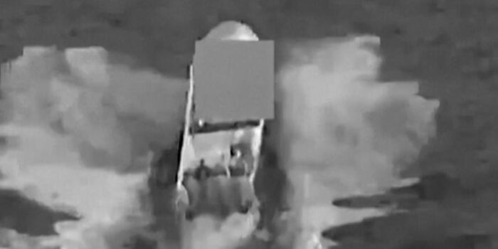 Berita Detik-detik AS Serang Kapal Dituduh Bawa Narkoba di Pasifik, 2 Tewas