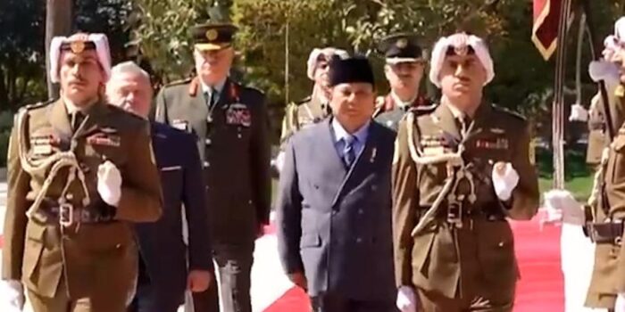 Berita Sambutan Hangat Raja Yordania ke Prabowo di Istana Basman Amman