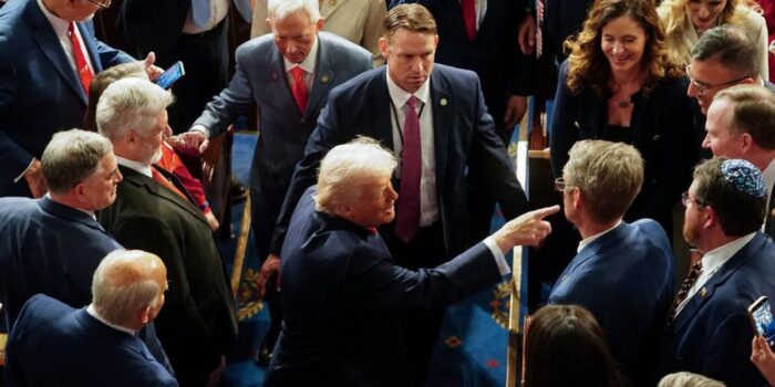 Berita Diteriaki saat Pidato, Trump Minta 2 Anggota DPR Muslim Dideportasi