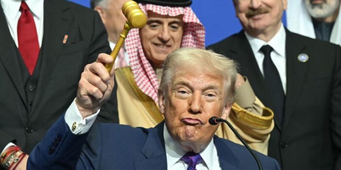 Berita Trump Umumkan Tarif Dagang AS Baru 10% untuk Semua Negara