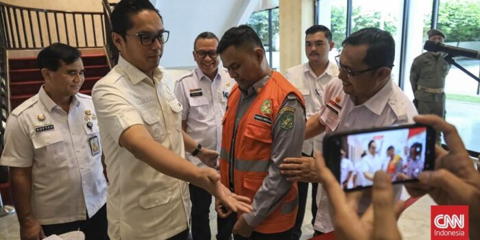 Berita Cabut Kebijakan Era Bobby Nasution, Walkot Medan Turunkan Tarif Parkir Berita Cabut Kebijakan Era Bobby Nasution, Walkot Medan Turunkan Tarif Parkir
