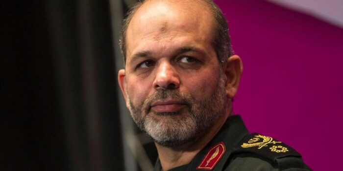 Berita Ahmad Vahidi Ditunjuk Jadi Komandan Baru IRGC Iran, Siapa Dia? Berita Ahmad Vahidi Ditunjuk Jadi Komandan Baru IRGC Iran, Siapa Dia?