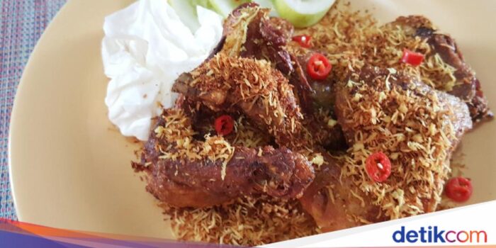 Pahami- 3 Resep Ayam Serundeng yang Sedap, Pakai Kelapa hingga Lengkuas