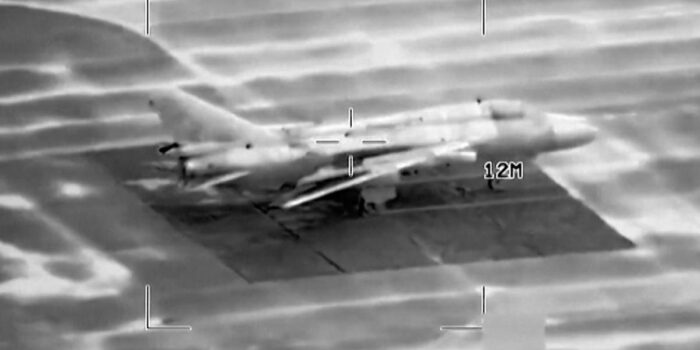 Berita Gedung Terbakar dan Mobil Tertimbun Puing usai Israel Serang Lebanon