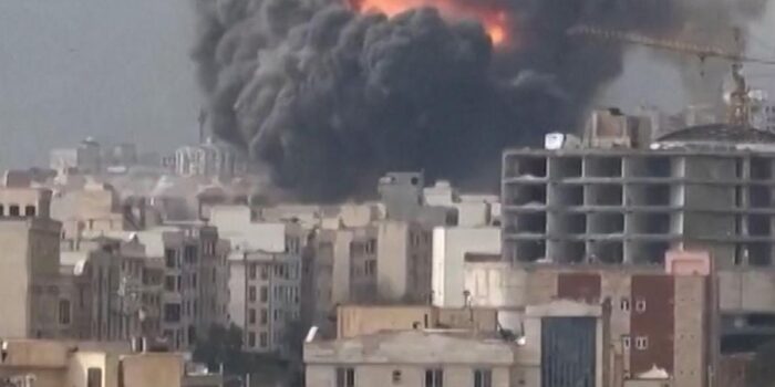 Berita Penampakan Ledakan Serangan Udara Terbaru AS-Israel di Iran Berita Penampakan Ledakan Serangan Udara Terbaru AS-Israel di Iran