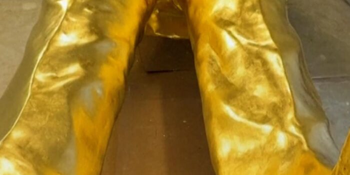 Berita Belum Dibayar Rp1,5 Miliar, Pematung Tolak Serahkan Patung Trump