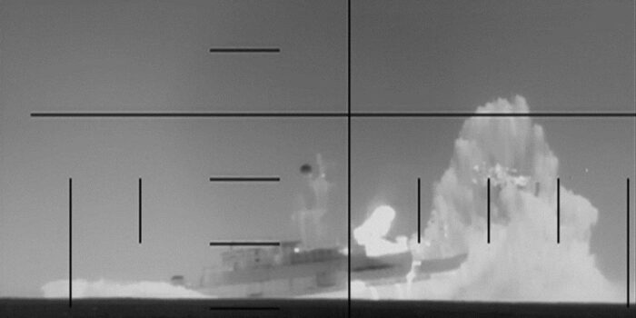 Berita Kapal Perang Iran Karam Ditembak Torpedo Kapal Selam AS, 87 Awak Tewas