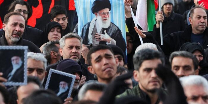 Berita Pejabat Gedung Putih Ragukan Serangan AS Bisa Ganti Rezim Iran